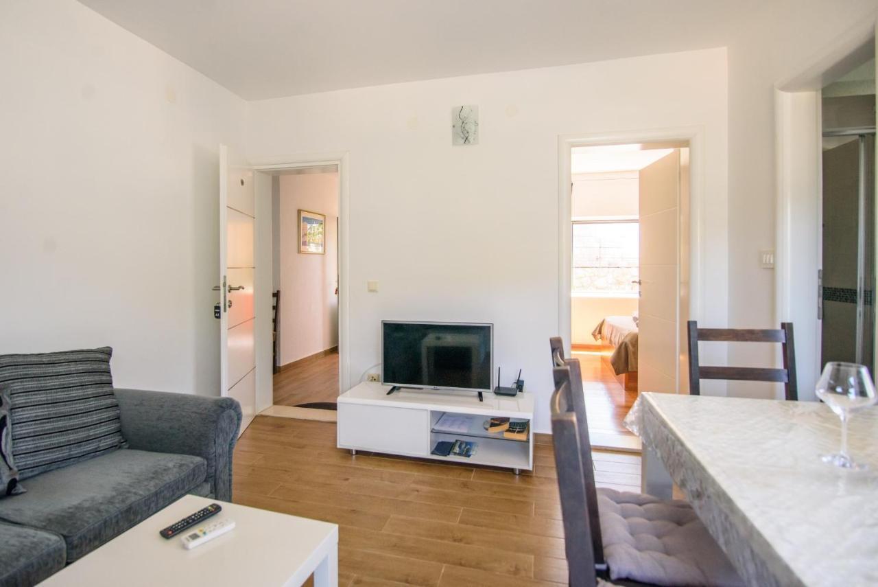 Accomodation Stermasi Maranovići Екстериор снимка
