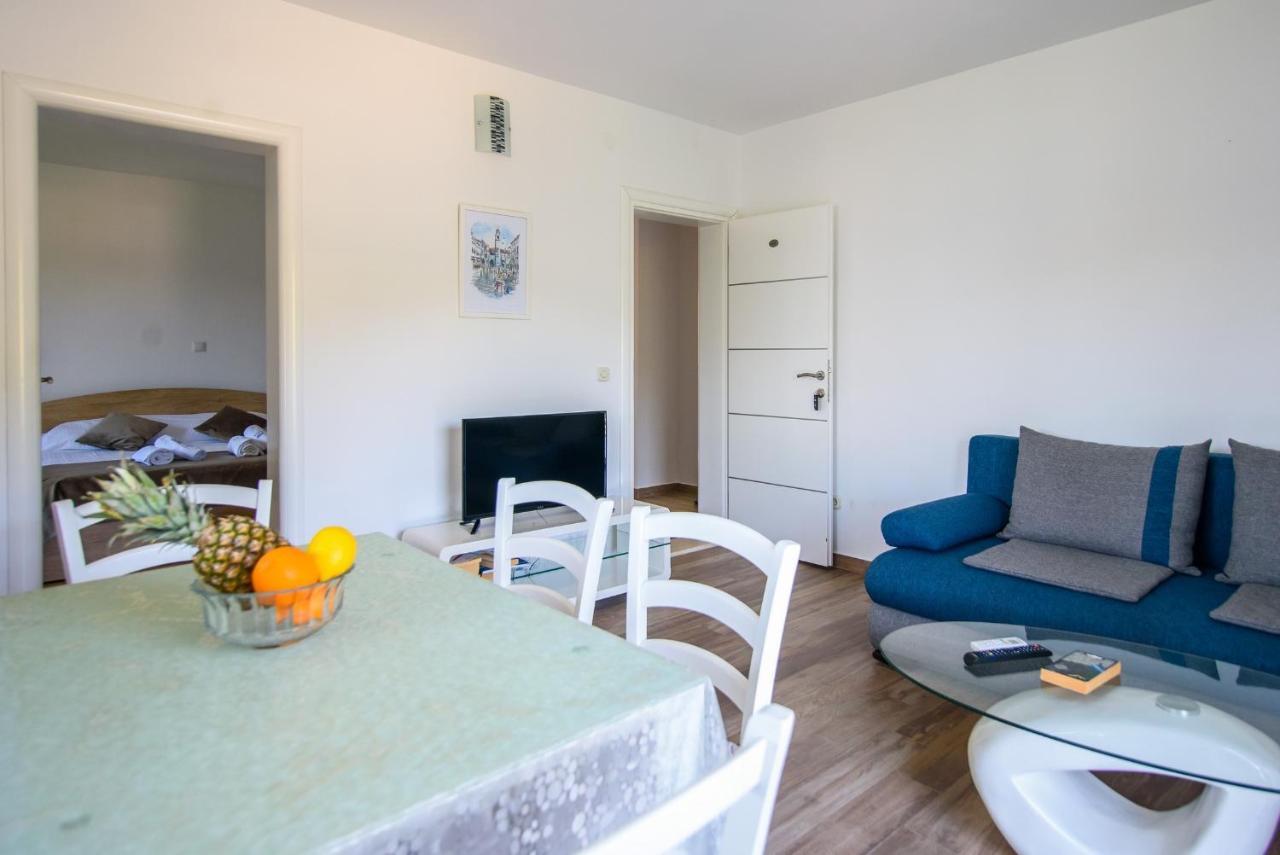 Accomodation Stermasi Maranovići Екстериор снимка